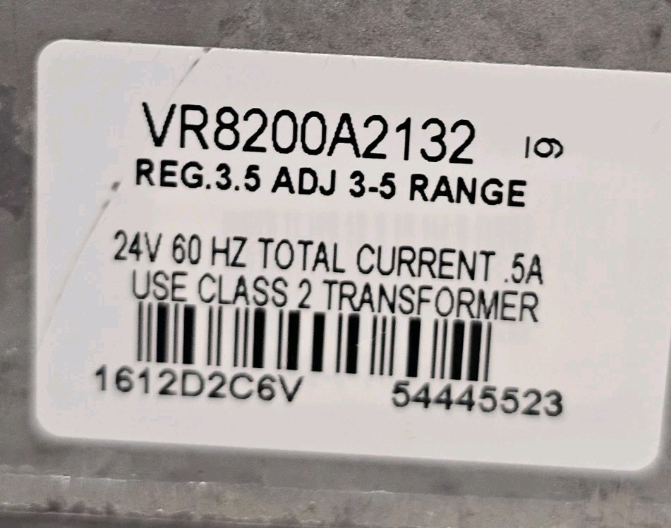 Honeywell VR8200A2132 1/2in Standard Opening Pilot Gas Valve #GV002