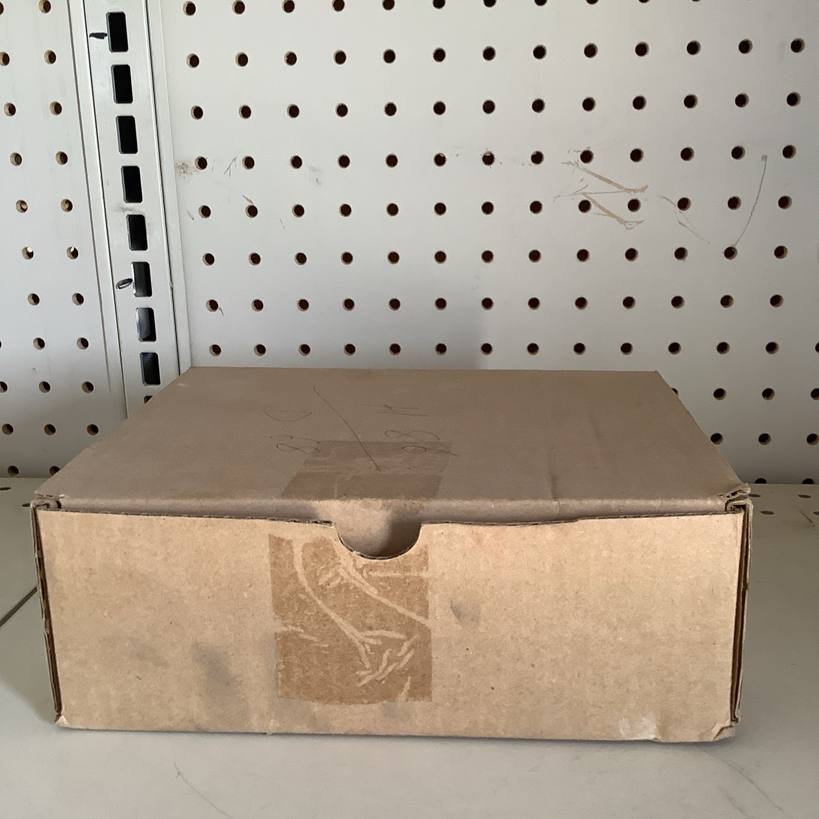 New – Crouse Hinds 270SG 3/4″ CND Body Cover – Box of 18 sold as one
