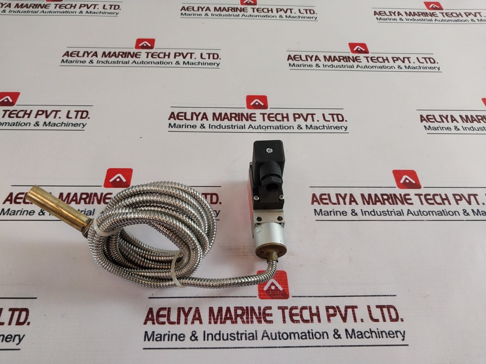 DANFOSS MBC 8100 Temperature Control 061B810466 0.5A, 250V 12W, 125W IP65