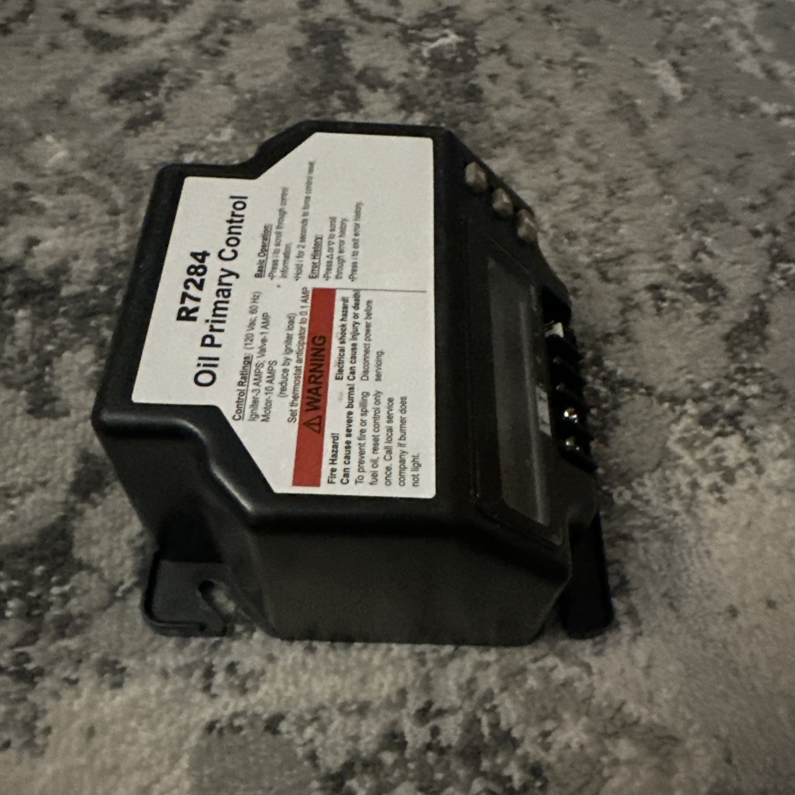 R7284U-1004 Electronic Oil Primary with Programmable Parameters and LCD Display