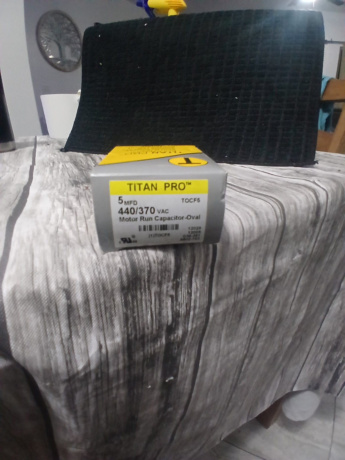 Titan Pro TOCF5 Motor Run Capacitor 5 MFD 440/370V Oval