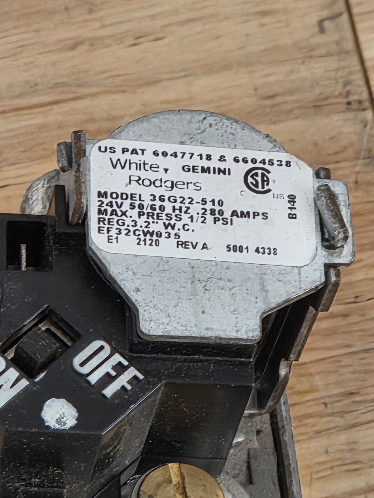 White-Rodgers 36G22-510 Gas Valve 24V 50/60 Hz .280A Max Press 1/2 Psi USED