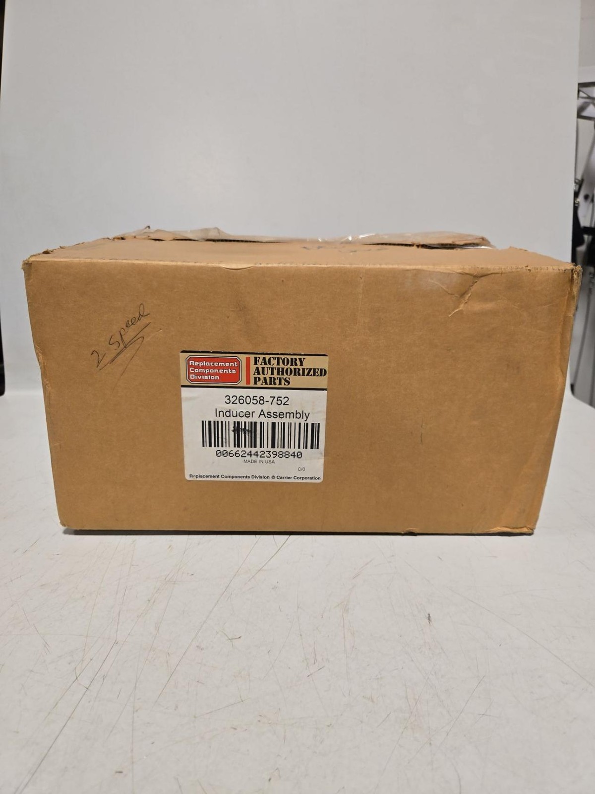 Brand new- Carrier Bryant HC27CB123 Draft Inducer Motor 326058-752