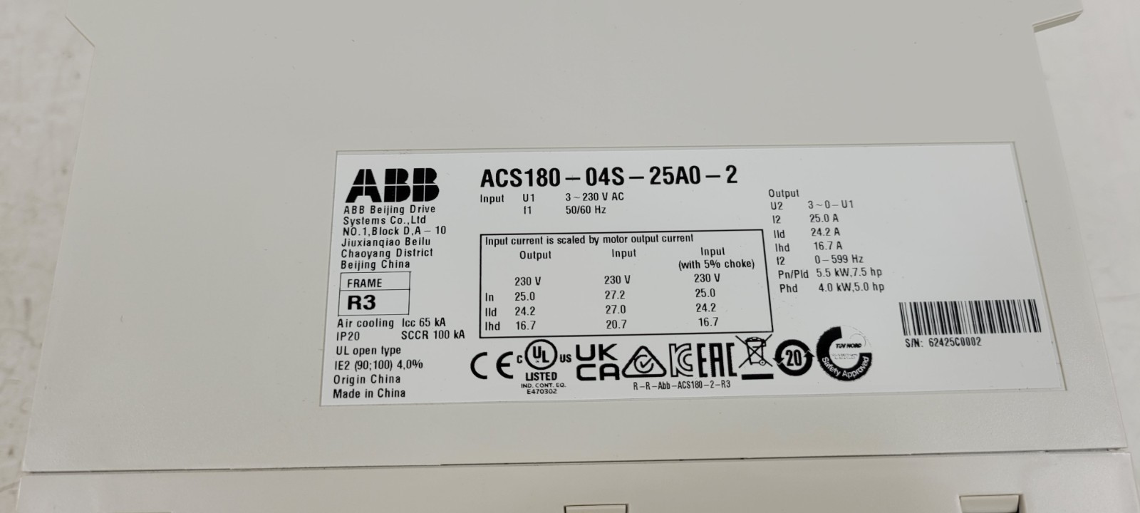 ABB ACS180-04S-25A0-2 AC Drive 7.5HP 240V 3-Phase Wall Mount IP20 NEW