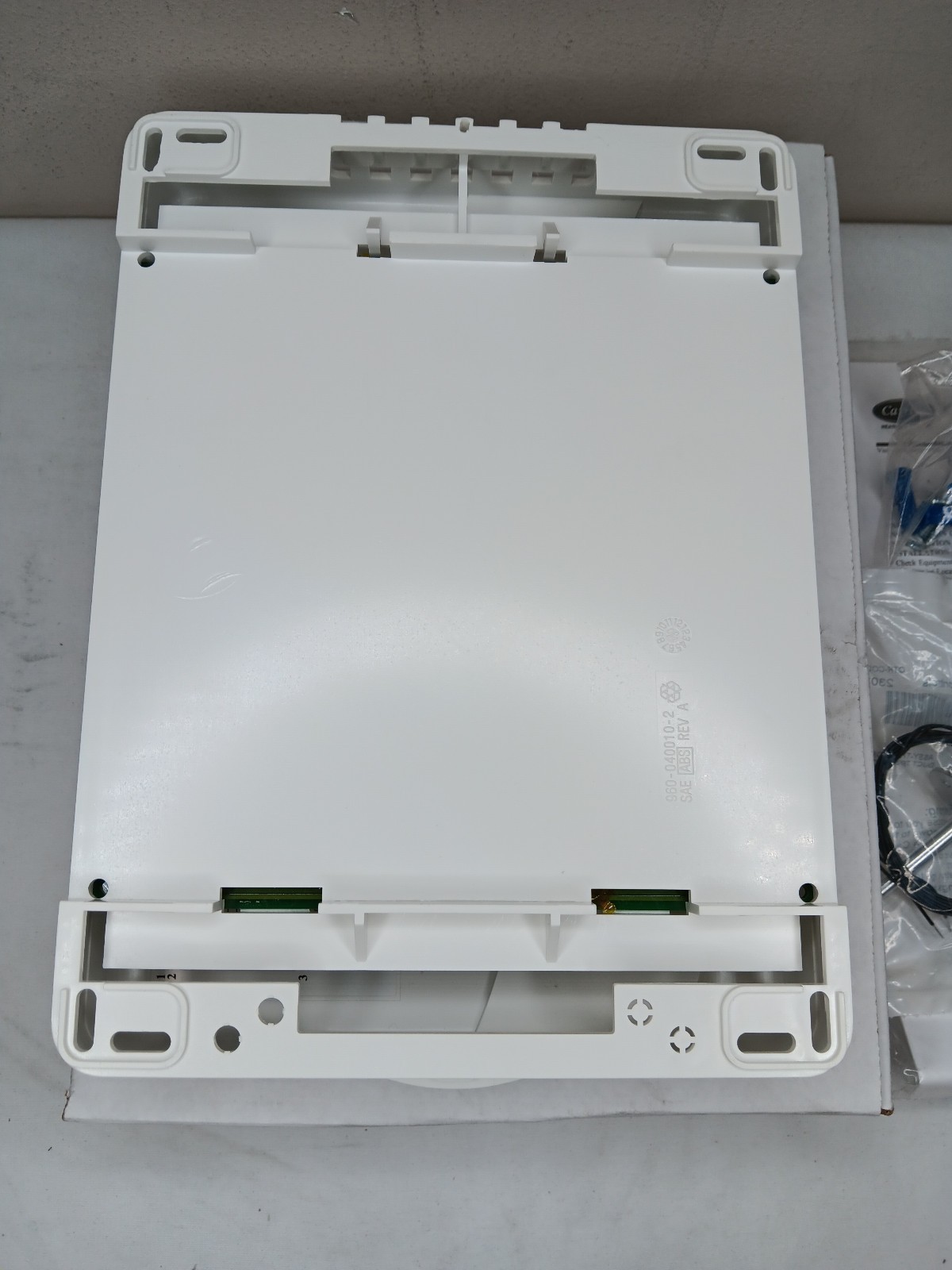 Carrier ZONECC3ZHP01 Comfort Zone Three Zone Controller