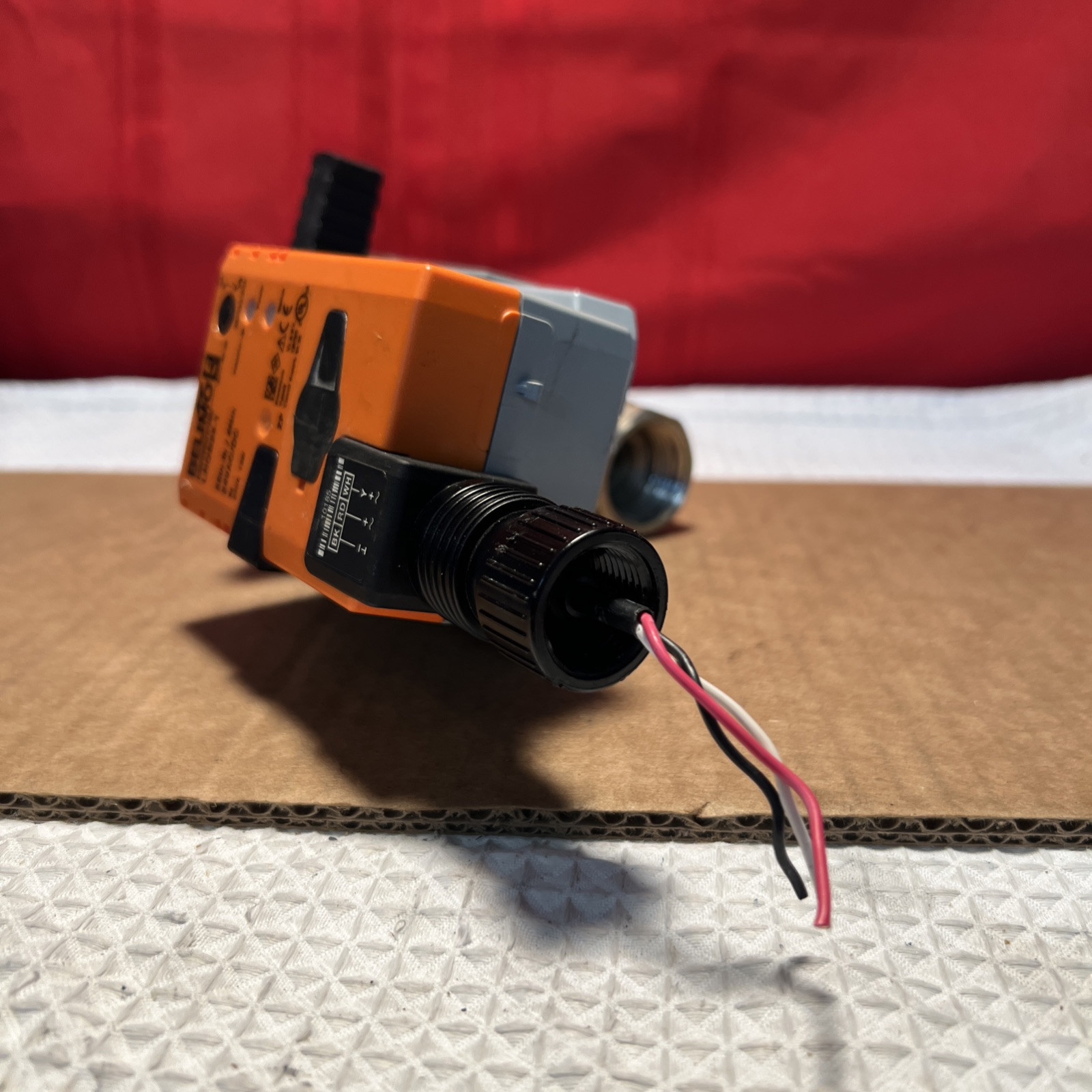 Belimo NRQX24-1 Control Damper Actuator with B238 1 1/2” Ball Valve