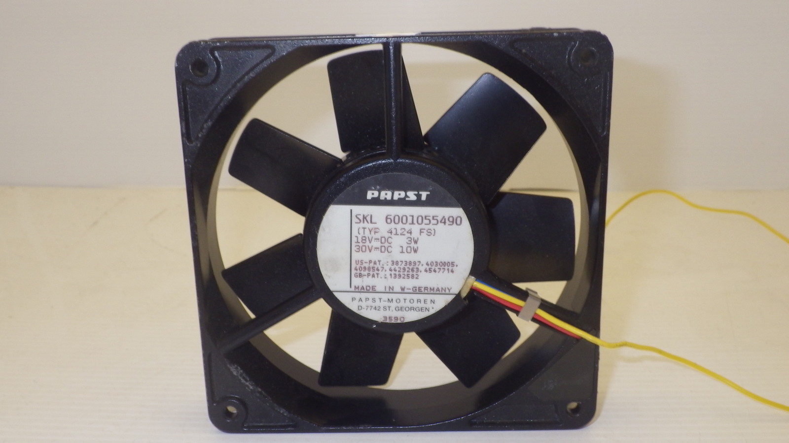 PAPST TYP 4124FS 18-30V 3-10W FAN