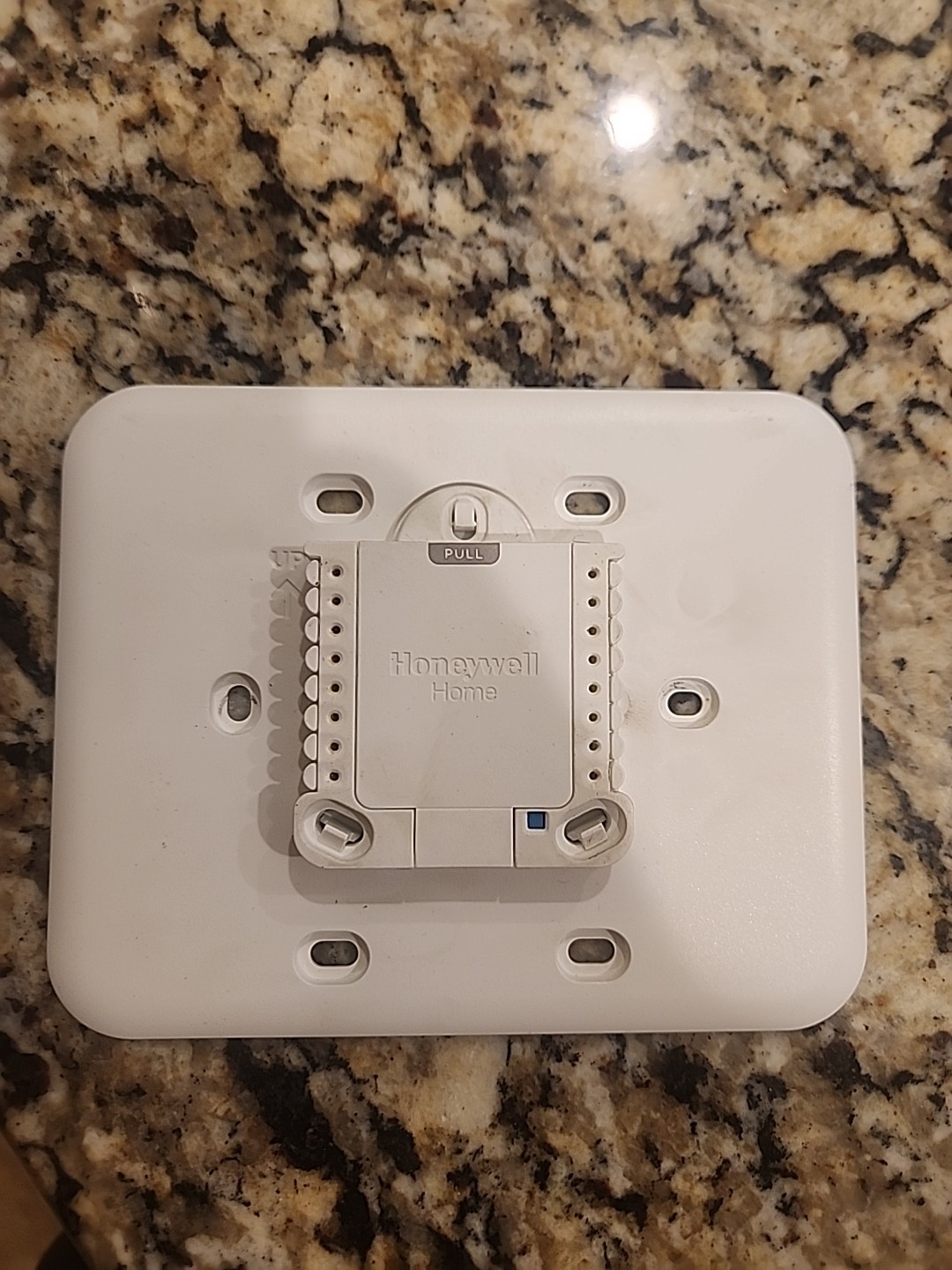 Honeywell Pro Series Heat Pump Thermostat TH3210U2004. Free Ship