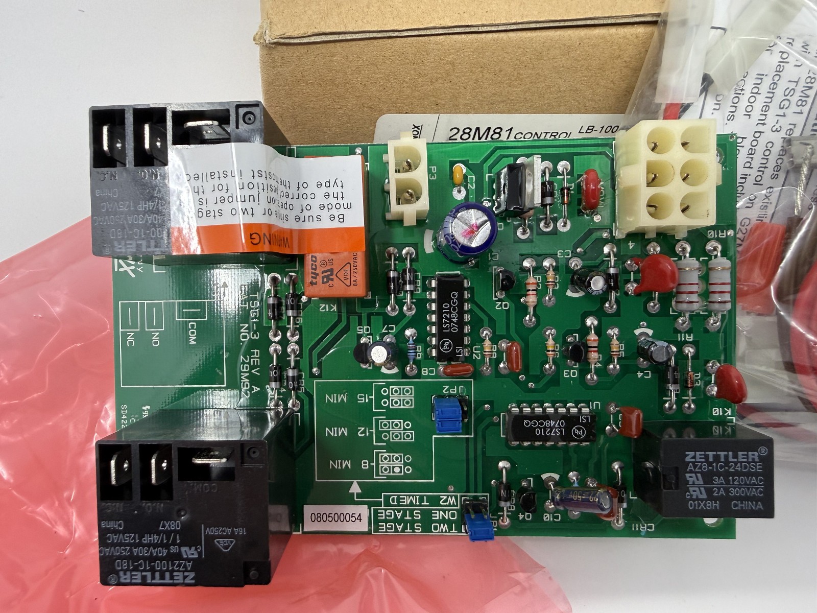 LENNOX 28M81 2 stage TSG1-3 control LB-100653B 29M92 BOX50 replaces TSG1-1 NOS