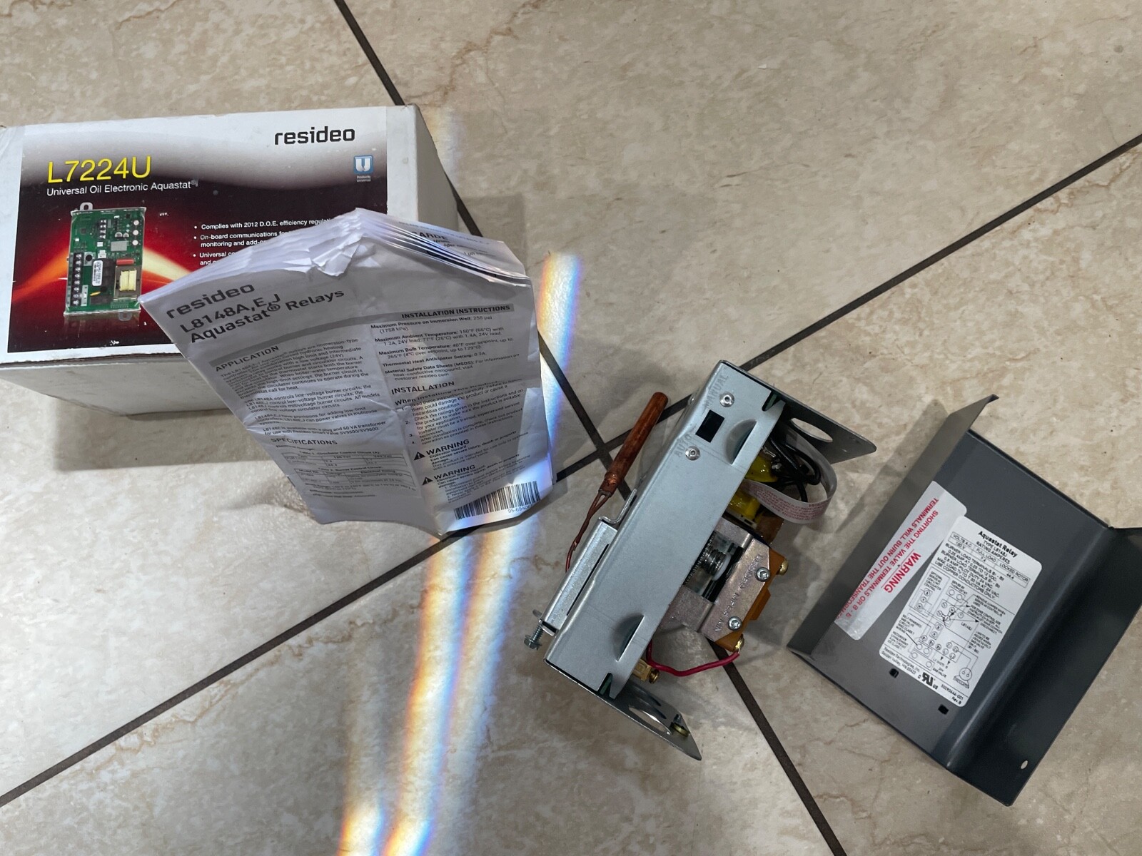 RESIDEO AQUASTAT MODEL NUMBER: L8148J1009