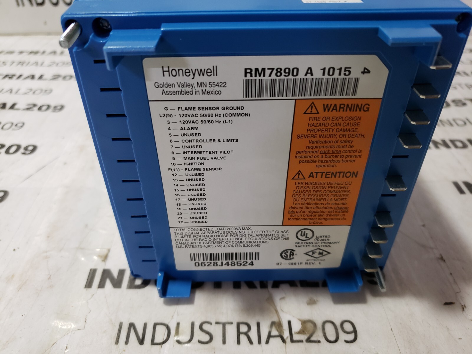 HONEYWELL 7800 SERIES BURNER CONTROL RM7890 A1015 NEW IN BOX