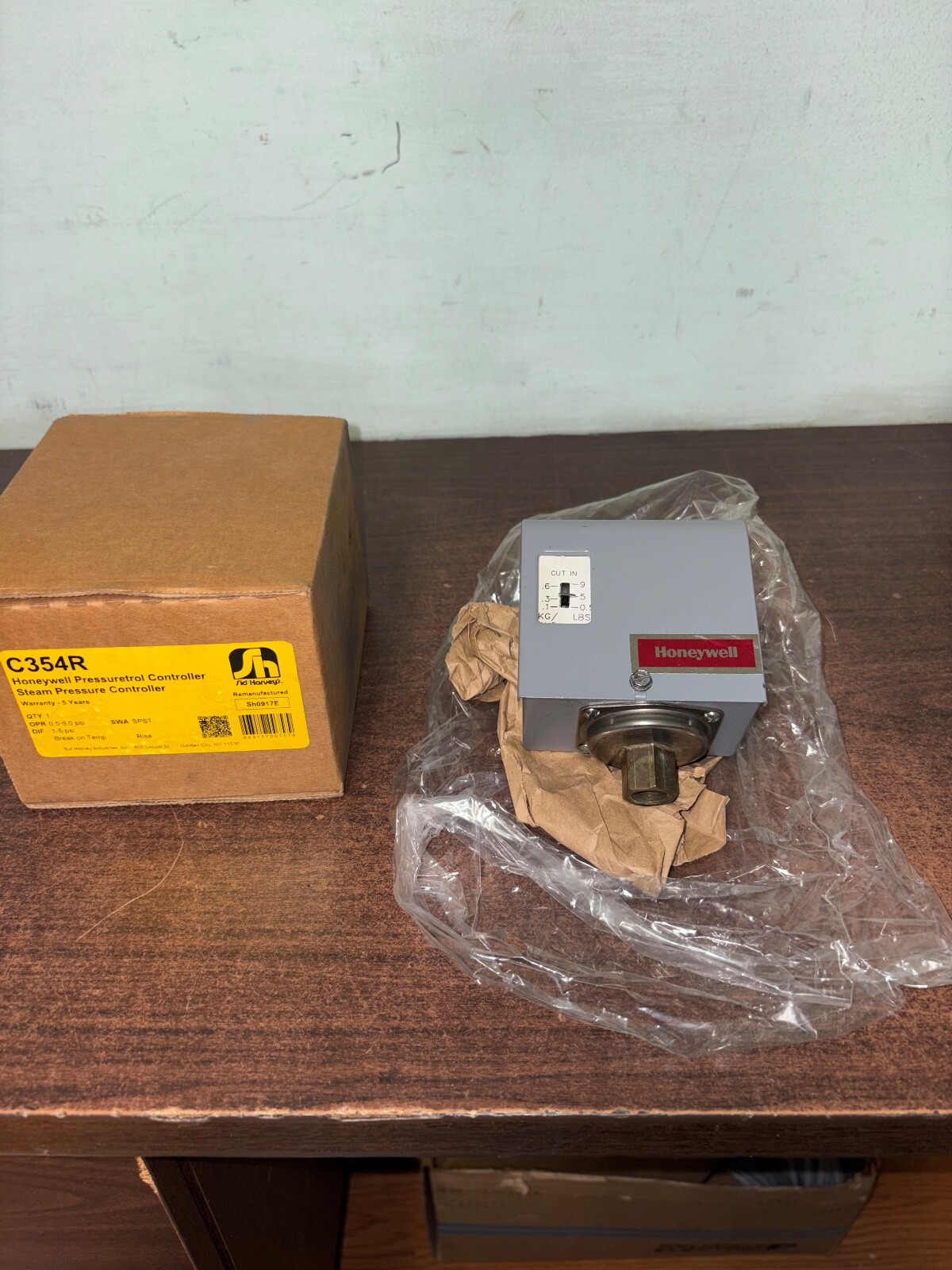 SID HARVEYS C354R HONEYWELL PA404A PRESSURETROL CONTROLLER S5