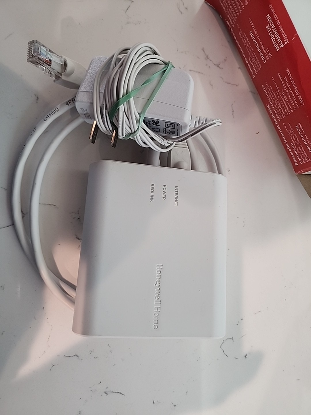 Honeywell RedLINK Internet Gateway And Thermostat