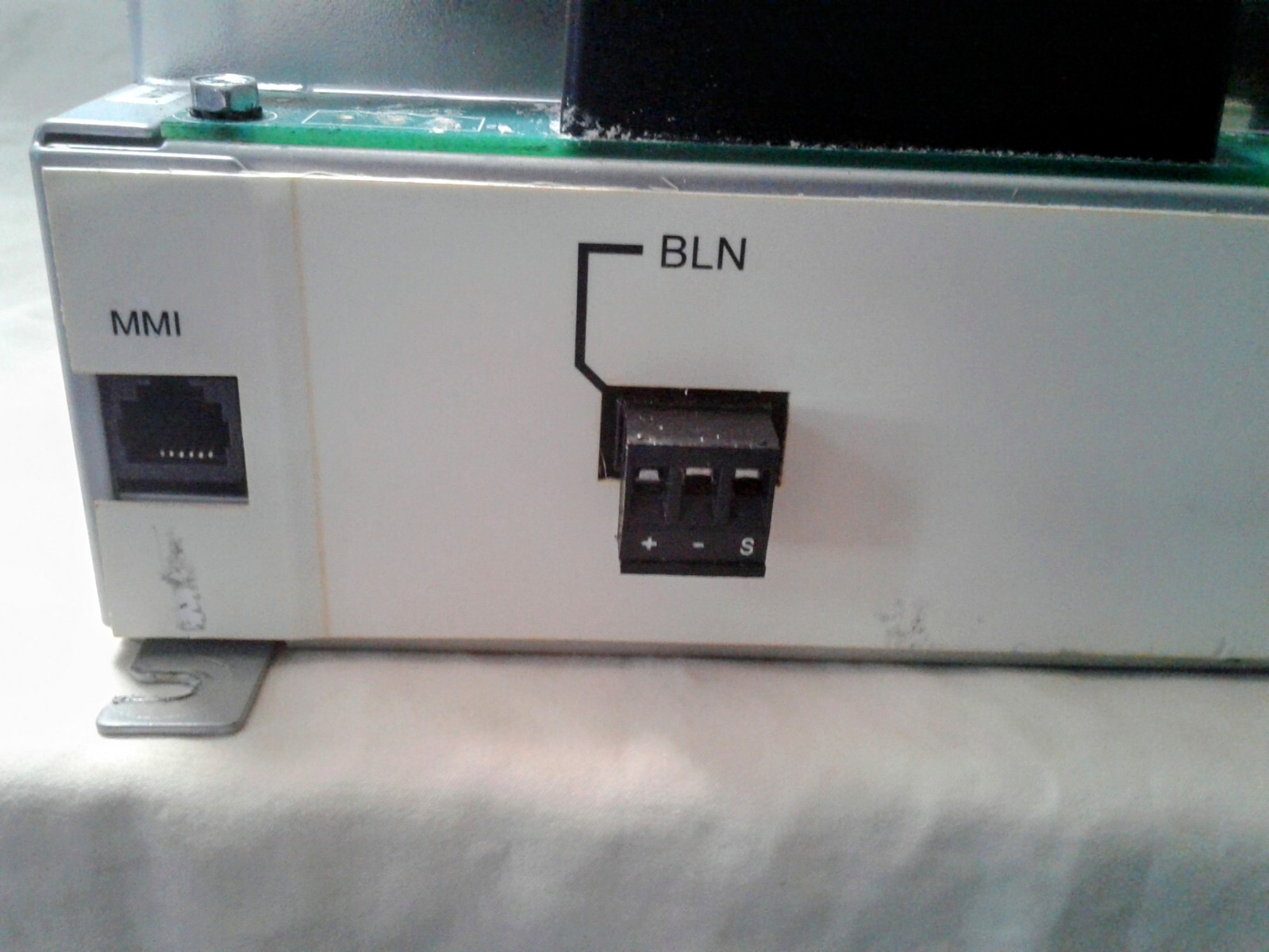 Siemens Apogee Mechanical Equipment Controller MEC Series 1110 HOA 549-612 USED