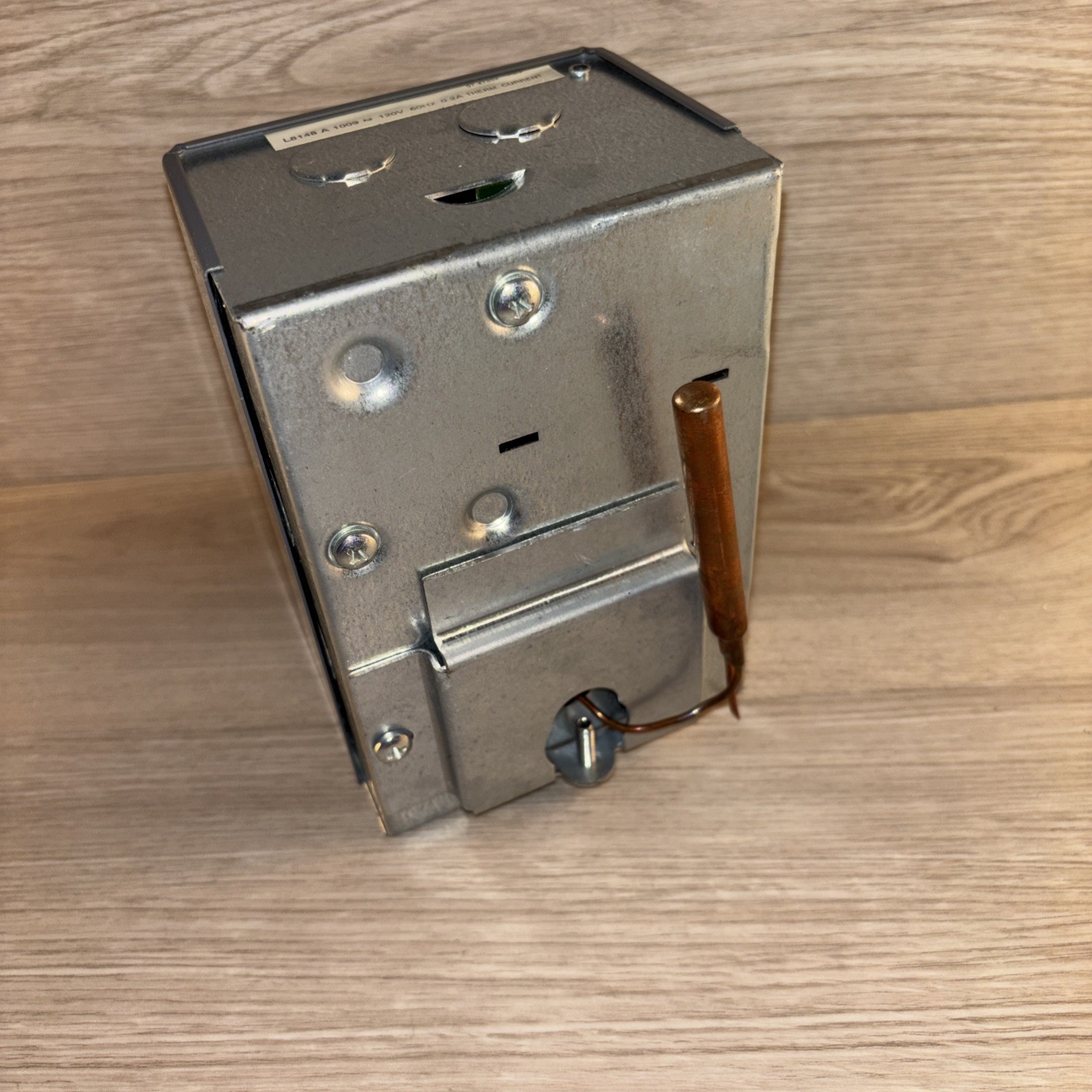 Honeywell L8148J1009 Aquastat Relay – New Without Box