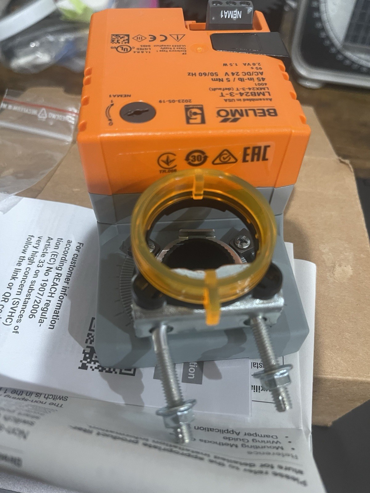 BELIMO LMB24-3-T Actuator, Damper, 45 in-lb, 24V AC/DC 40LV90