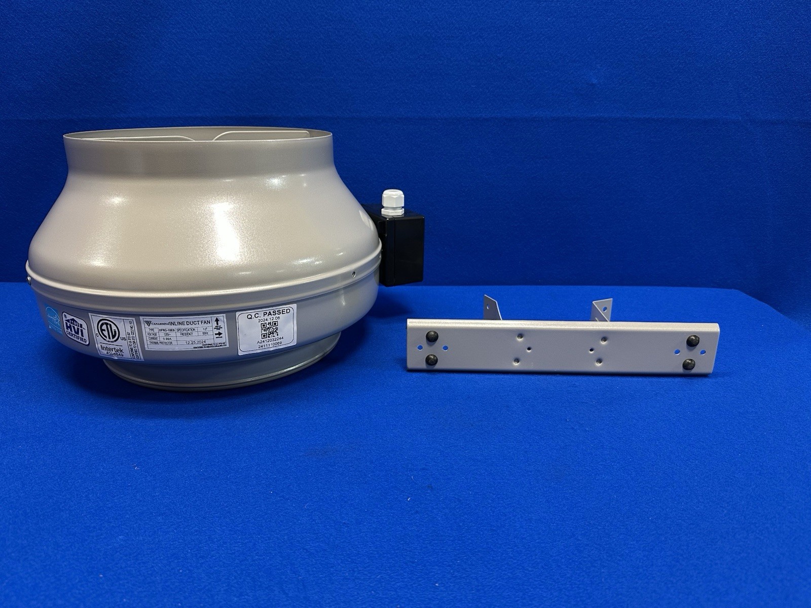 Canarm In-Line Duct Fan: 598 cfm Max., 10 in Duct, 140 W, 120V AC
