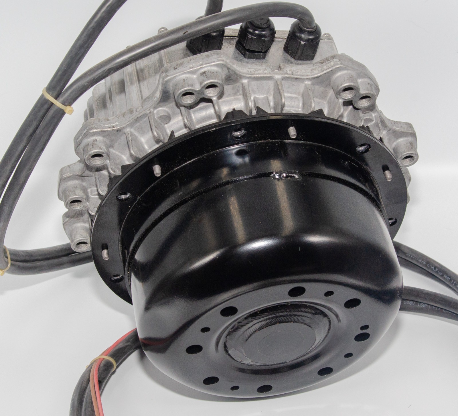 ebm-papst 3 phase 400watt 1700 min-1 Centrifugal Blower Fan Motor (M3G150-FF)