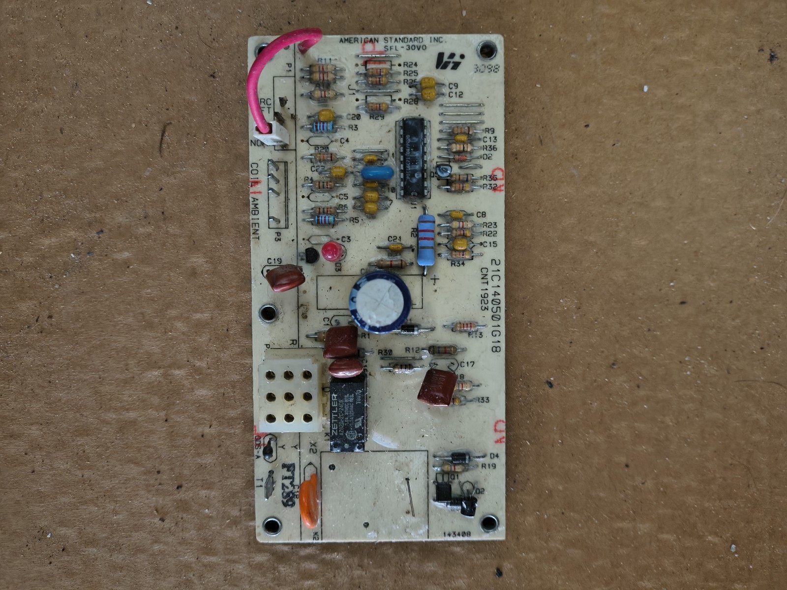American Standard SFL-30V0 Circuit Board 21C140501G18 CNT1923 HVAC Control