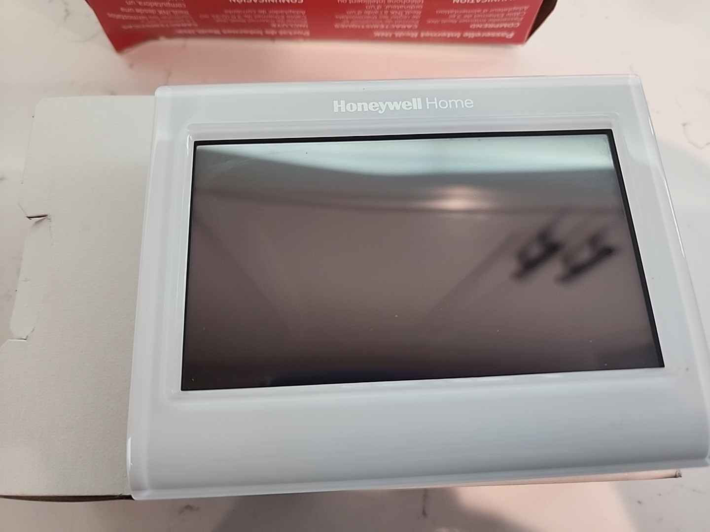Honeywell RedLINK Internet Gateway And Thermostat