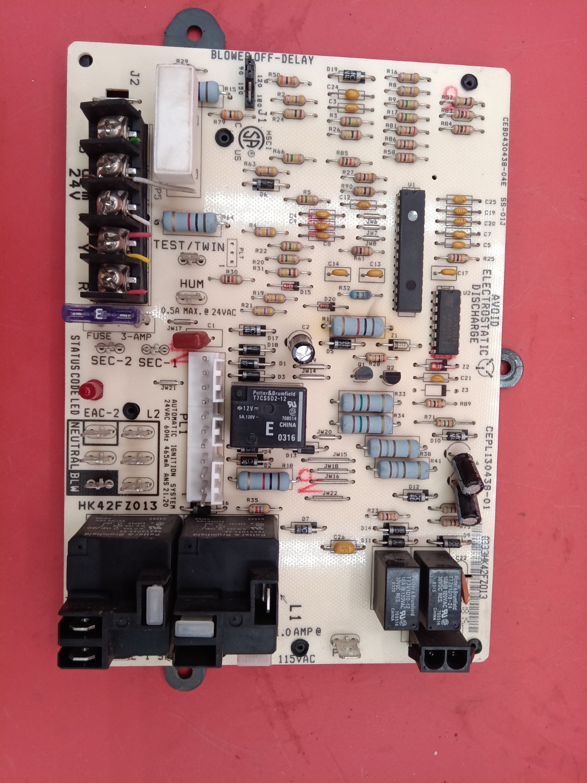 Carrier Bryant Payne CEPL130438-01 Control Circuit Board HK42FZ013