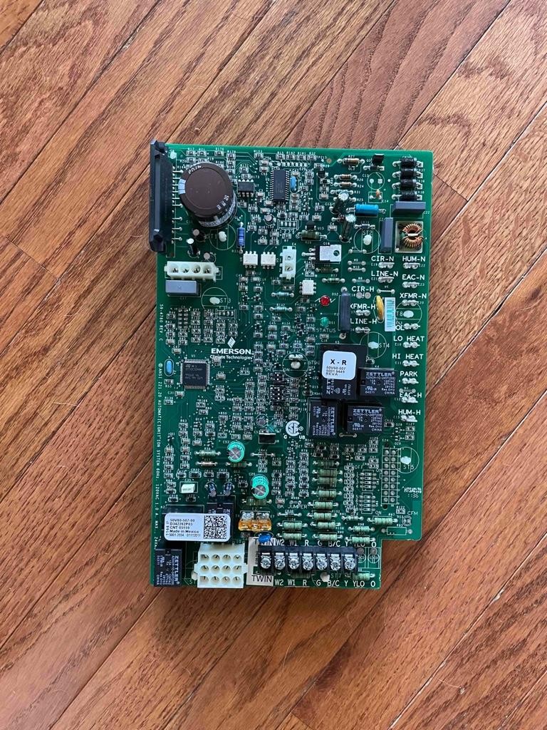 White Rodgers Trane CNT-05159 50V60-507-90 Furnace Circuit Board New CNT-04984
