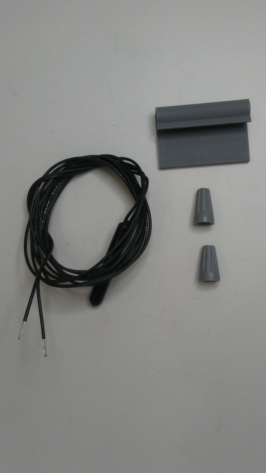 OEM Carrier Bryant TSTATXXSEN01-B Thermistor Outdoor Air Temperature Sensor OAT