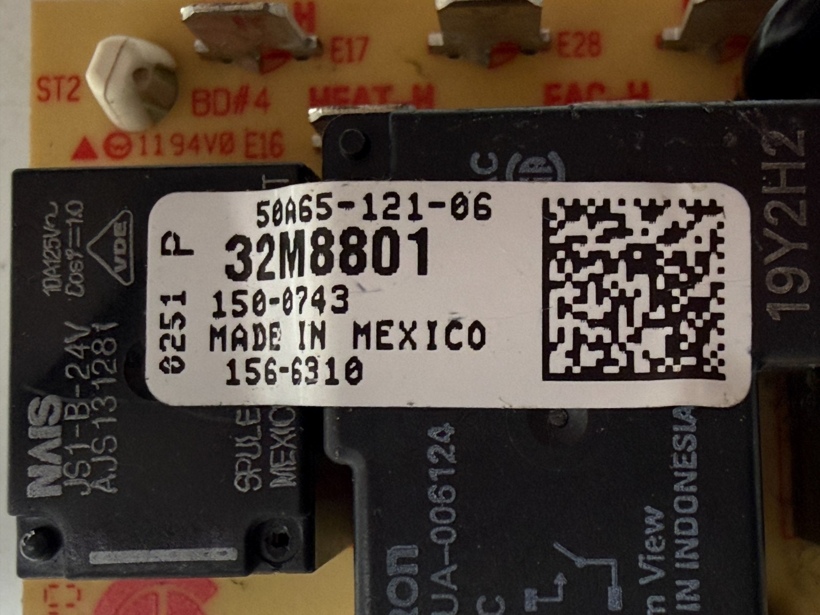 White Rodgers 50A65-121-06 LENNOX 32M8801 Integrated Fan Control Circuit Board