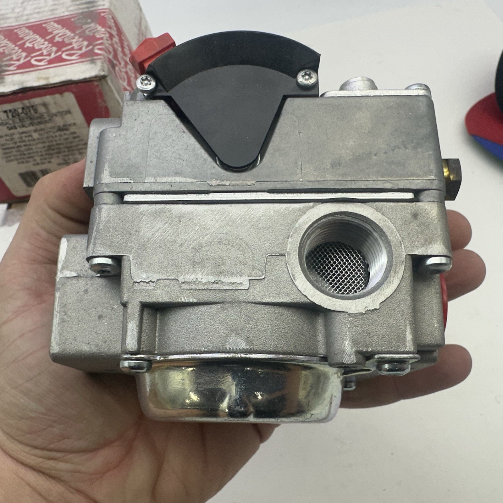 Robertshaw 720-079 Universal Electronic Ignition Gas Valve Uni-Kit Metal