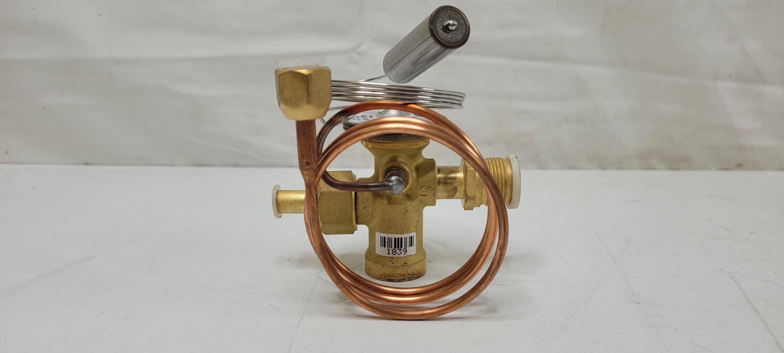 TRANE SERVICE FIRST OEM TR6 VAL11157 VALVE EXPANSION 4 TON 3/4 INLET/ OUTLET