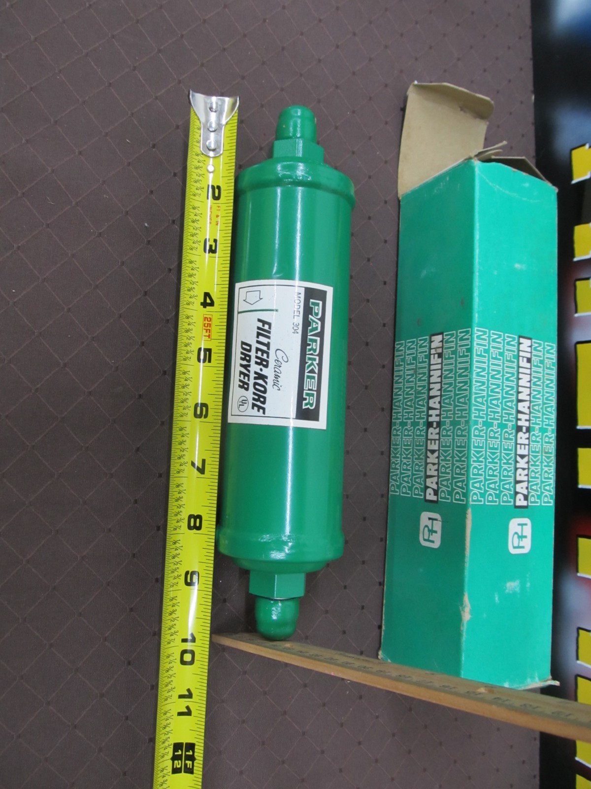 Parker 304 Filter/Dryer, 1/2 In Flare R-12 / 5 TONS R-22 7 ½ TONS
