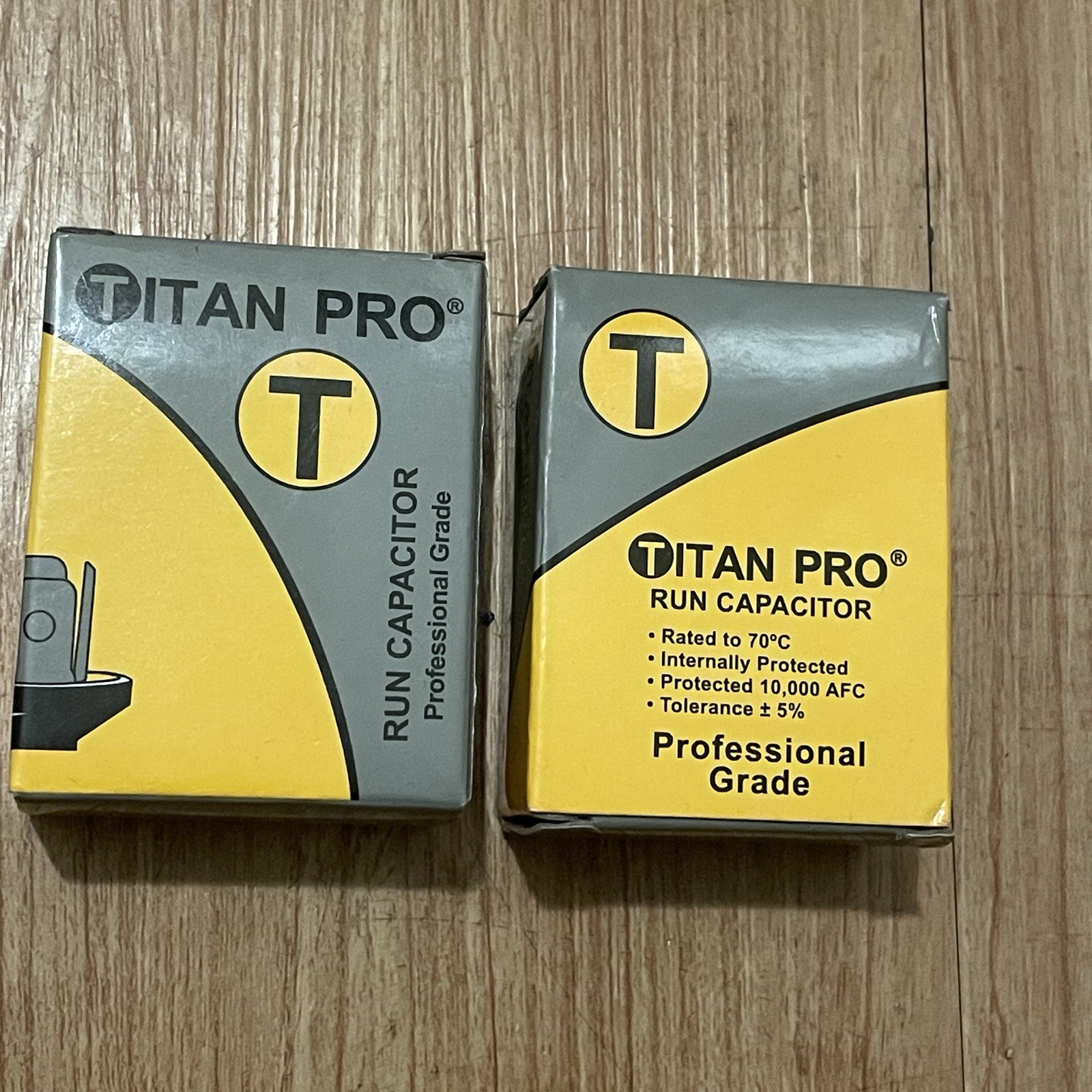 Titan Pro Motor Run Capacitor 2 Piece 440/370 TOCF 7.5 OVAL