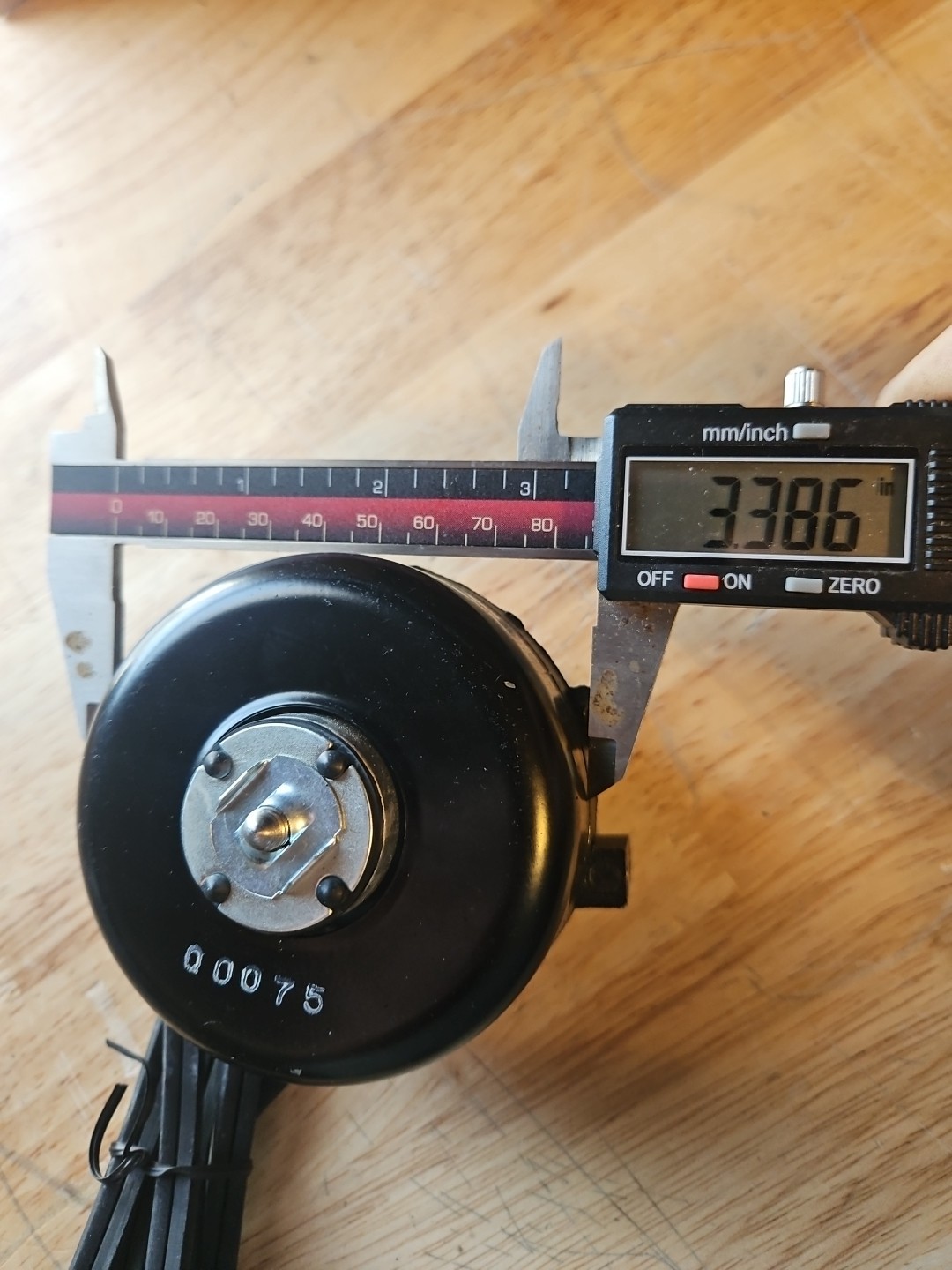 NOS AO Smith Fan Motor 115v 5W .34A 1550 RPM 1 Phase 50/60 Hz CW UG05CWLA2F A.O.