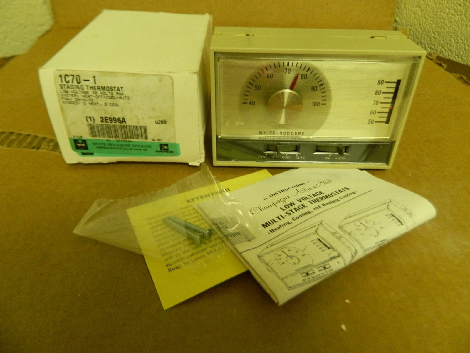 White-Rodgers Staging Thermostat 1C70-1 1C701 50ºF-90ºF 40ºF-100ºF 30V New