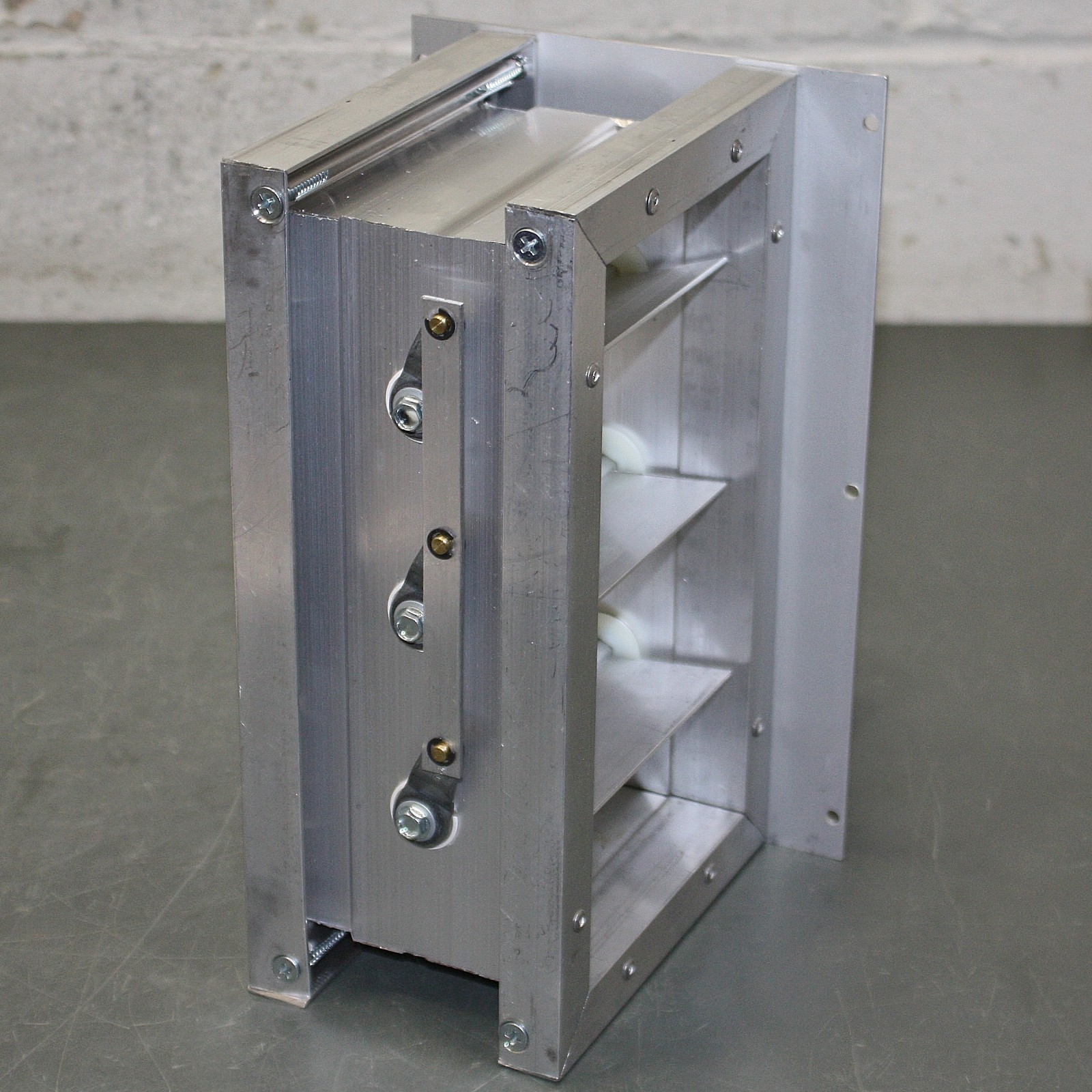Honeywell TrueZone Parallel Blade Damper ZD6X10TZ, 6″ x 10″, 24V AC, Aluminum