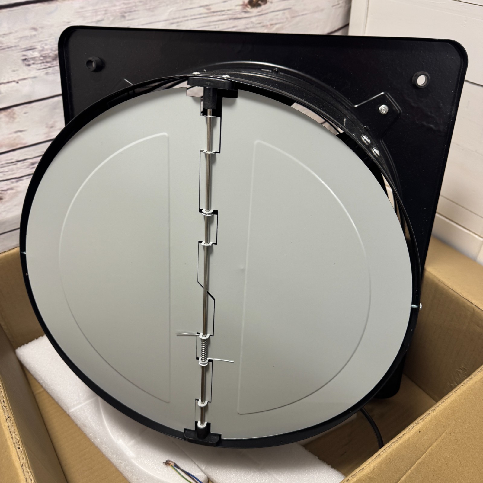 110V Electric Exhaust Fan Ventilation Ventilator Air Extractor 7 Blade HVAC
