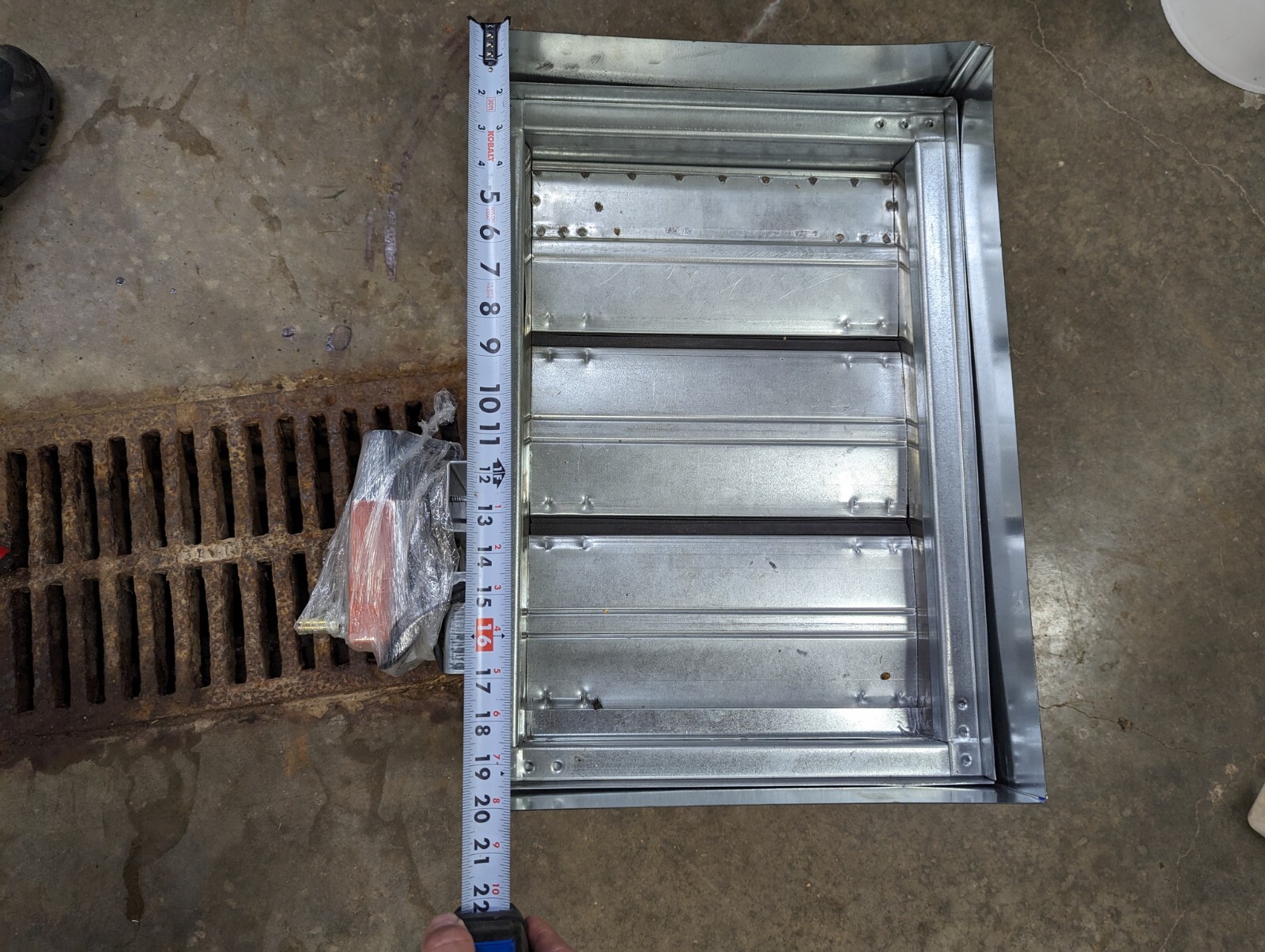 Ruskin CD60 louver air vent 20L”x13.75W”x13.25D” with actuator damper