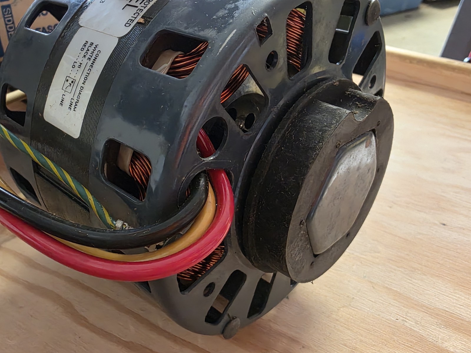 NEW Fasco D166 Blower Motor 1/6-1/9 HP 115V 1050 RPM 2-Speed Shaded Pole NOS￼