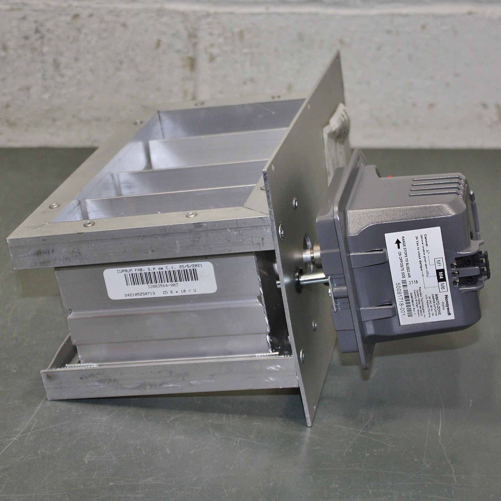 Honeywell TrueZone Parallel Blade Damper ZD6X10TZ, 6″ x 10″, 24V AC, Aluminum