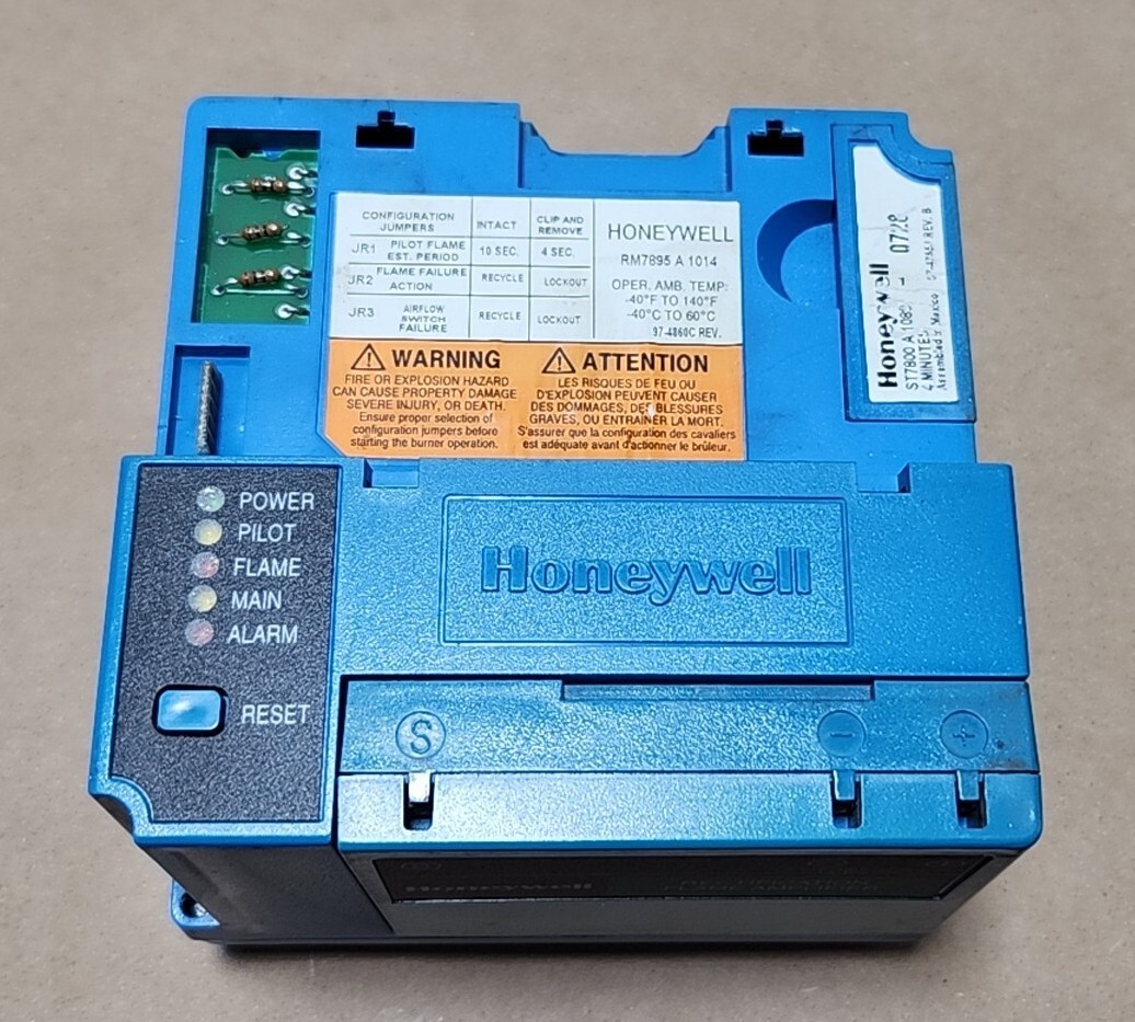 *PARTS/REPAIR* Honeywell RM7895A1014 Burner Control Auto Program Control Rev D