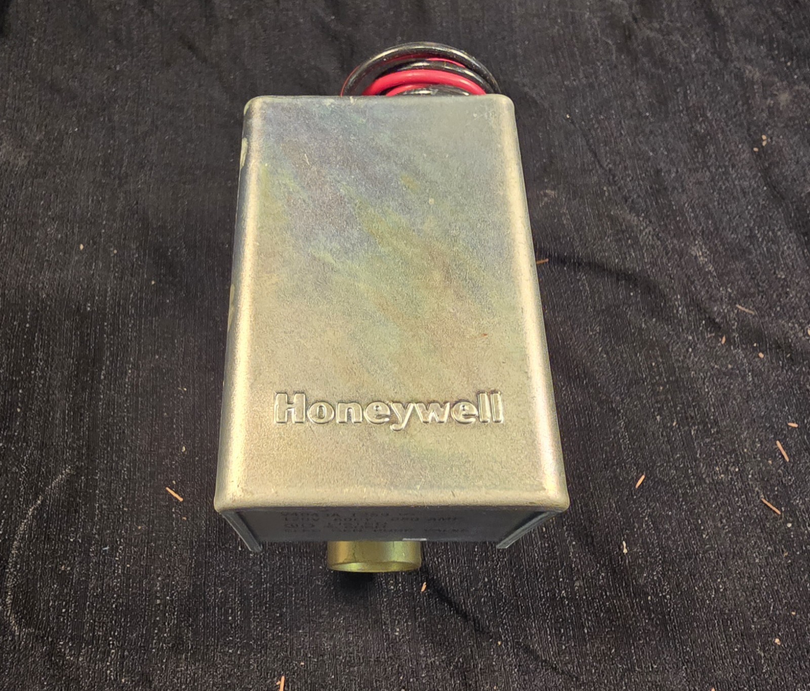 HONEYWELL V4043A1259 3/4″ 120v Motorized Zone Valve – NOS