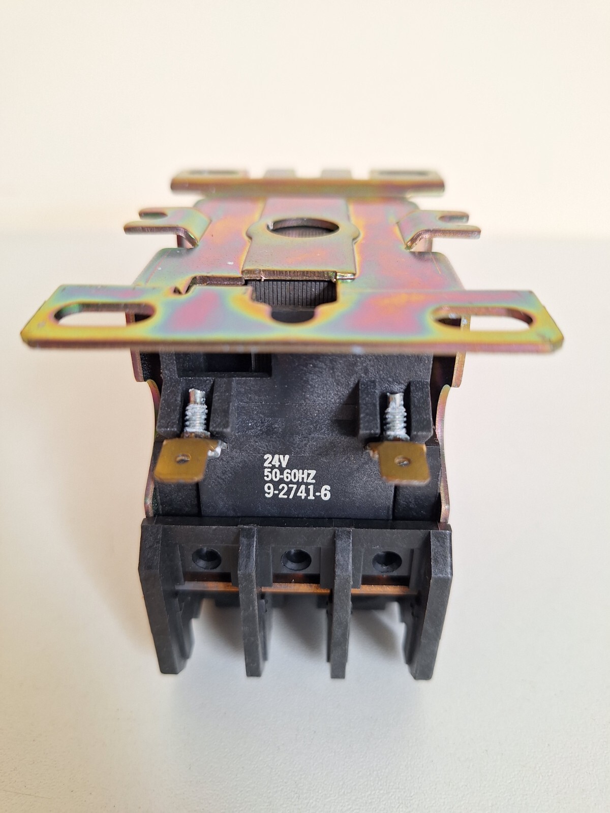 Cutler-Hammer C25DNA330 Series C1 Contactor (Lot of 2 pcs)
