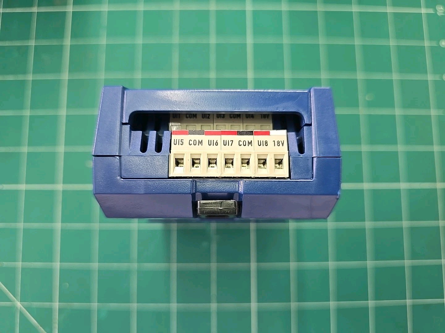 Distech Controls ECY-8UI6UO-HOA