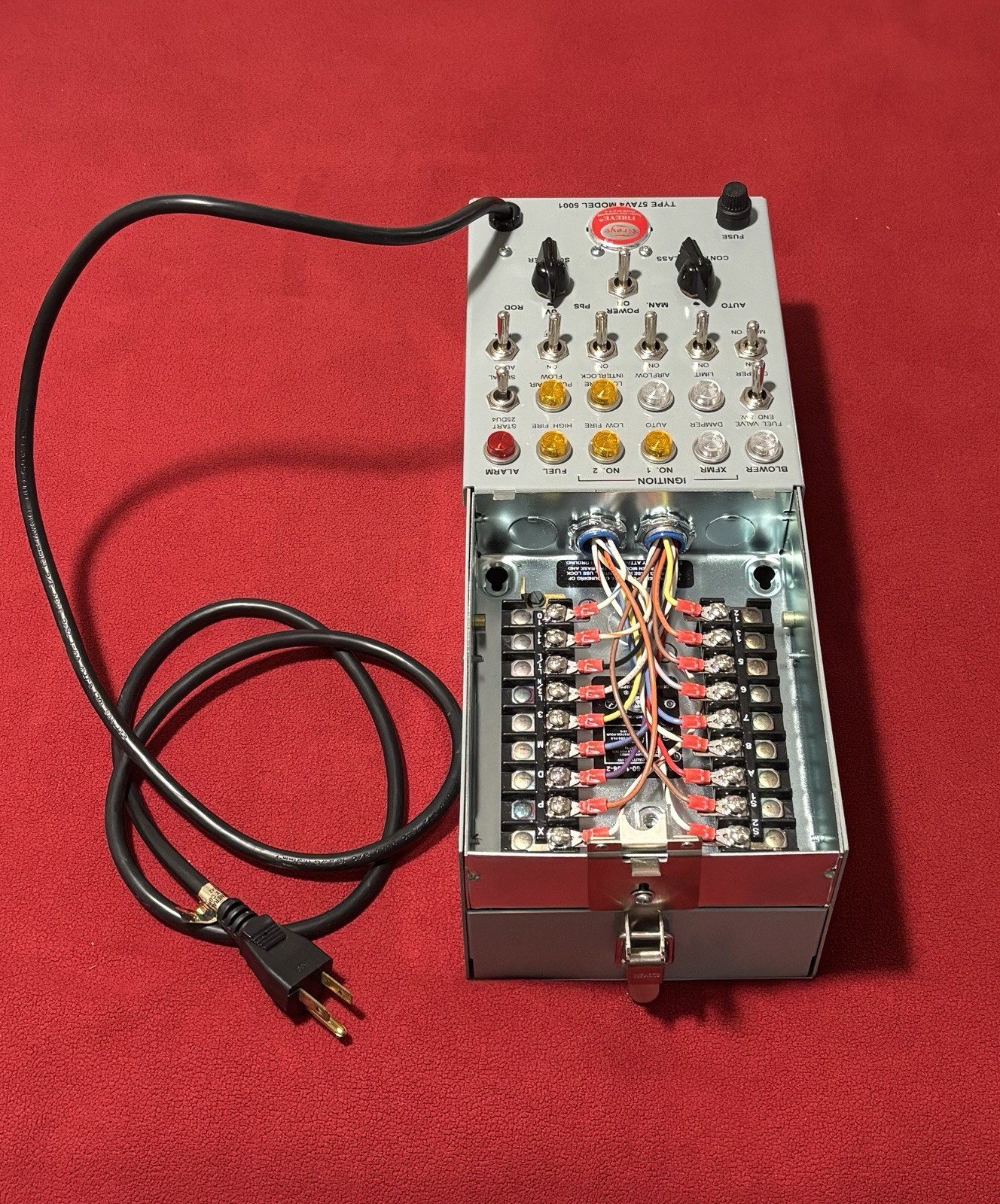 Fireye 57AV4-5001 Tester 120 VAC | EXCELLENT CONDITION