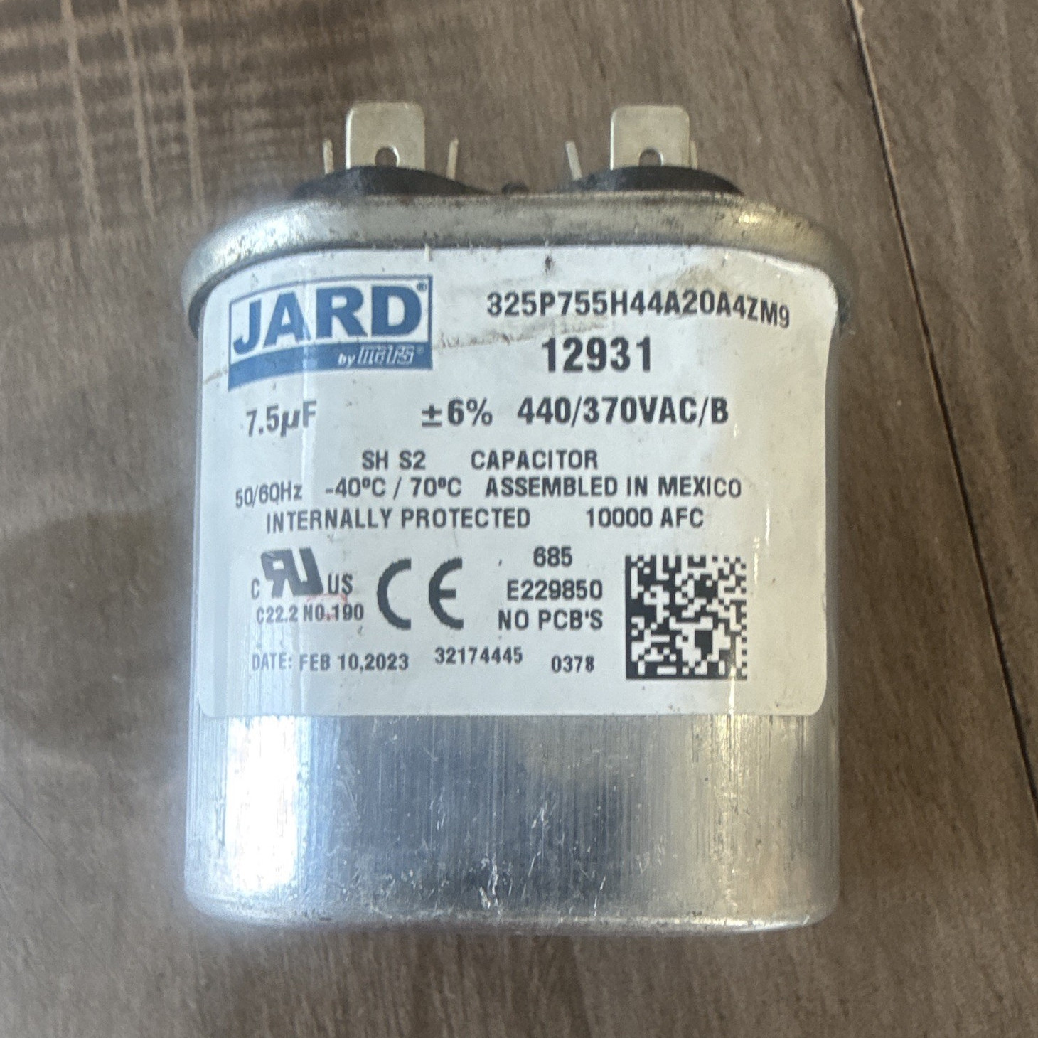 JARD 12931 7.5uF Motor Run Capacitor Running Type 440/370VAC. Used one week