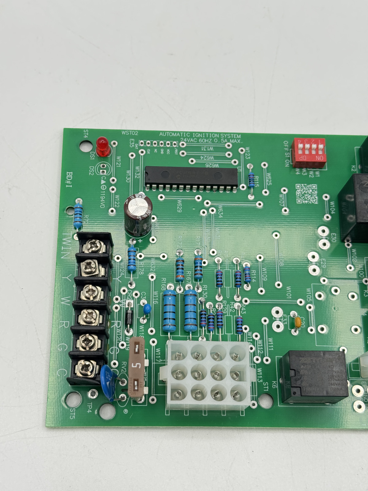 50A55-843 Furnace Control Board, Ignition Control Module W/ Harness