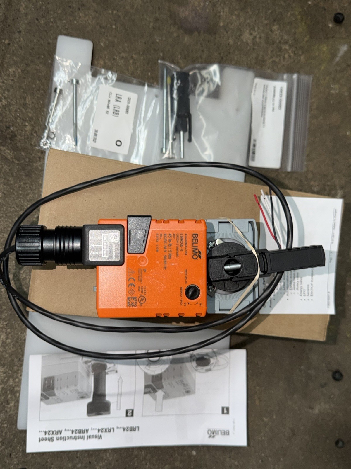 BELIMO LRB24-3 Elect Ball Valve Actuator, 24V AC/DC 40LV92