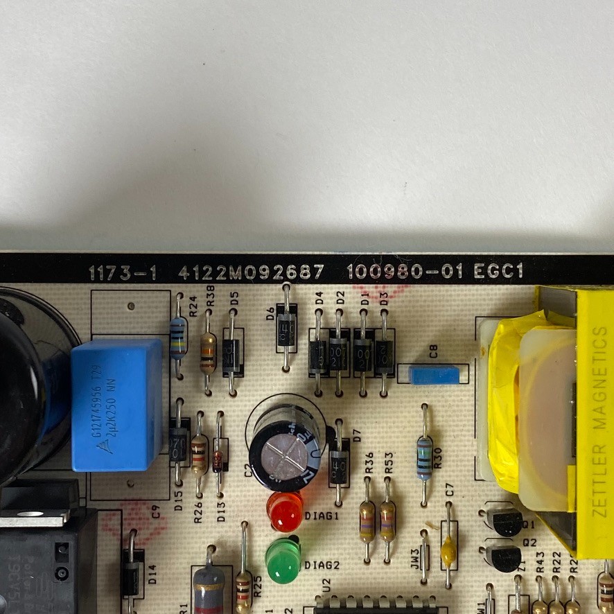 LENNOX 1173-83-30A Furnace Control Circuit Board 100980-01 – Used
