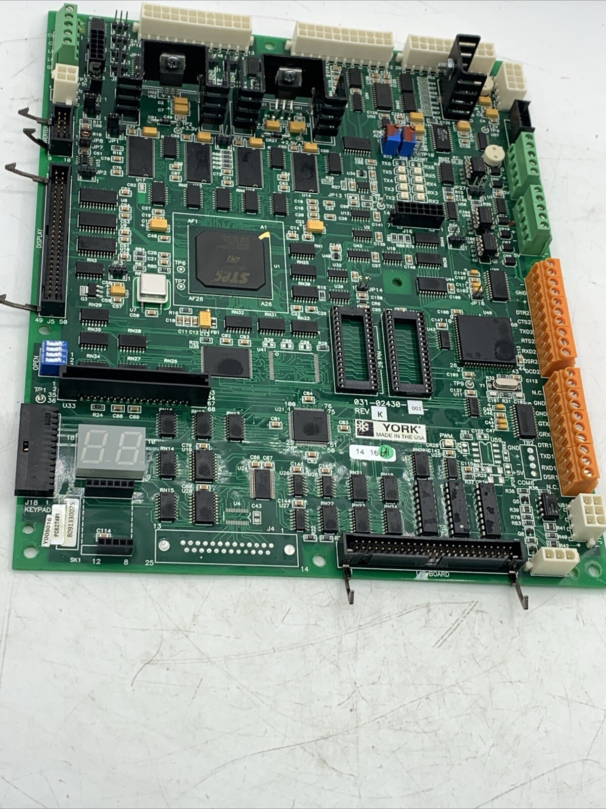 YORK CONTROL CIRCUIT BOARD MODEL / REVISION: 031-02430 REV2 30 Days Warranty