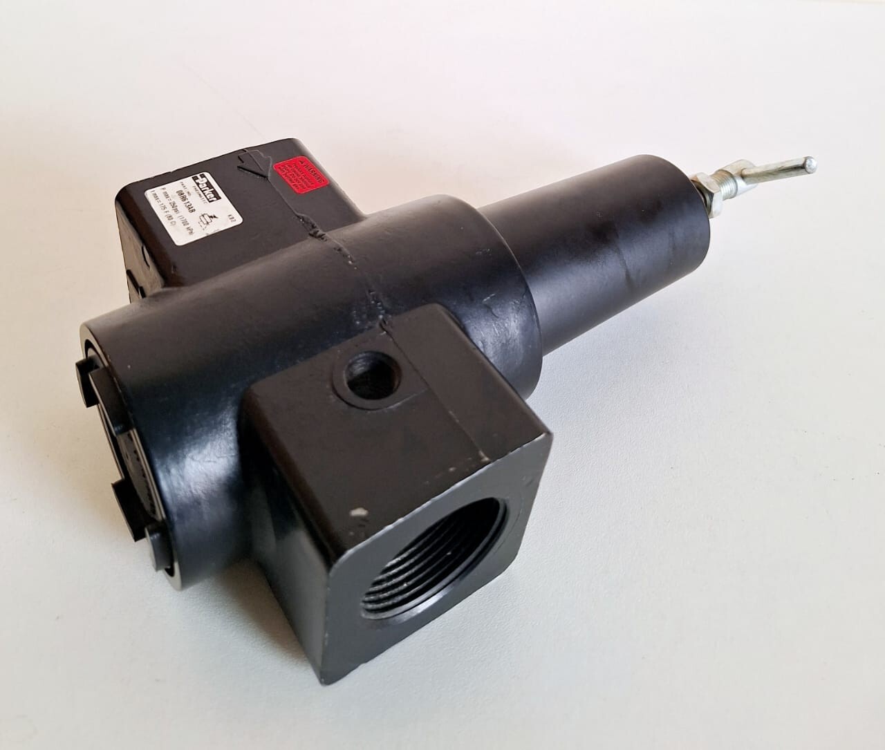 Parker Pneumatic 08R613AB Regulator 250 psi 175 F